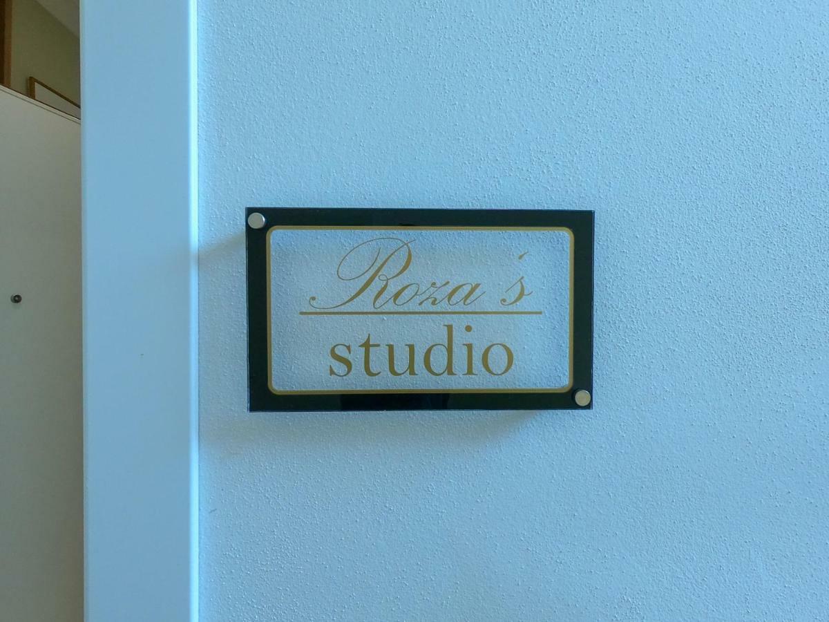 Roza'S Studio Tirana Center Exteriér fotografie